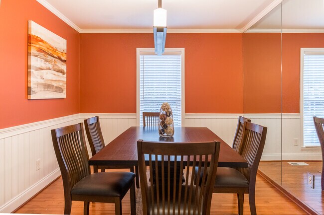 Dining Room - 2216 Katherine Kiker Rd