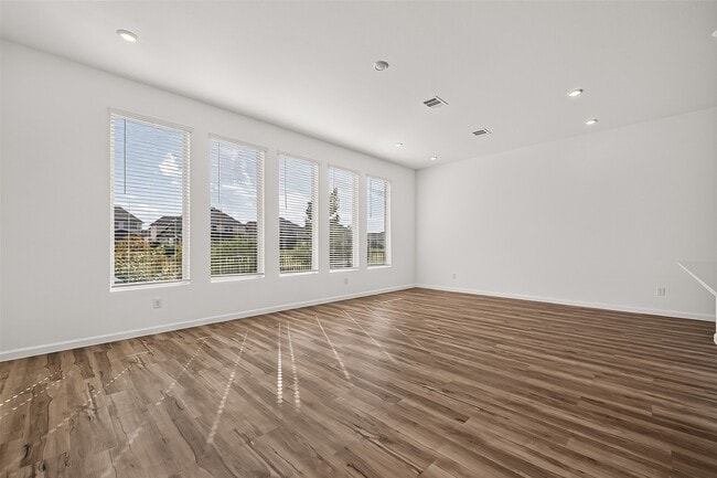 Building Photo - 5558 Amber Brook Ln