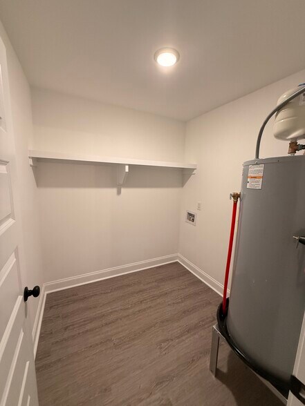 Building Photo - 822 Pitt Ave