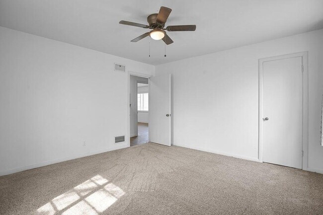 Building Photo - 4309 31st St