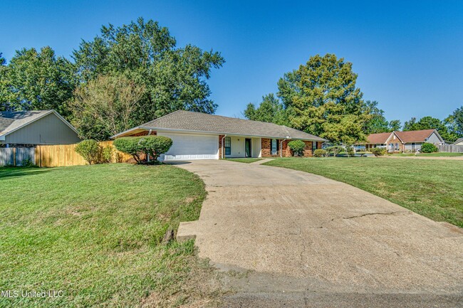 Building Photo - Beautiful 4 bedroom House at the Reservoir