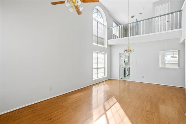 Building Photo - 1112 Canoe Ln