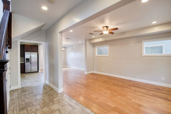 Building Photo - Jyoty