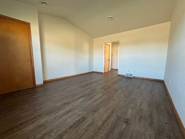 Building Photo - 416-418 Pecor St