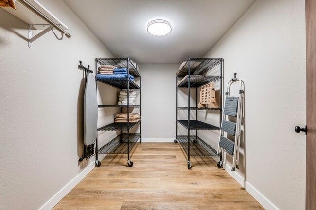 Building Photo - 1241 Birchmont Beach Rd NE