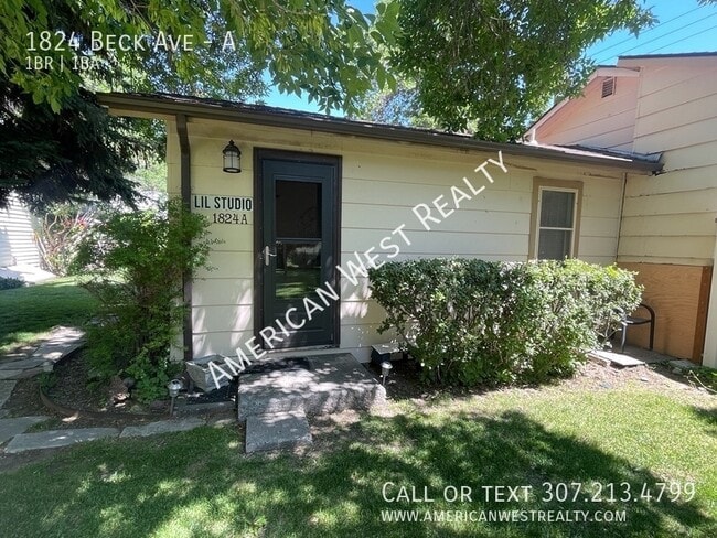 Primary Photo - 1824 Beck Ave