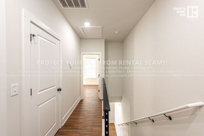 Building Photo - 1003 Lamarie Heights, Fayetteville AR 72704