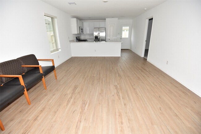 Building Photo - 10930 Bright Beacon Dr