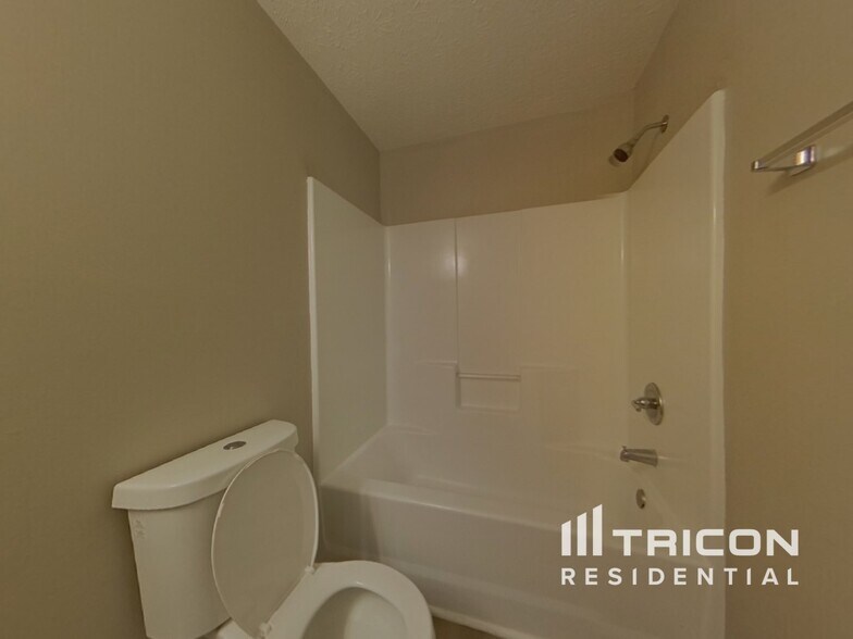 Building Photo - 1078 Bridle Creek Dr