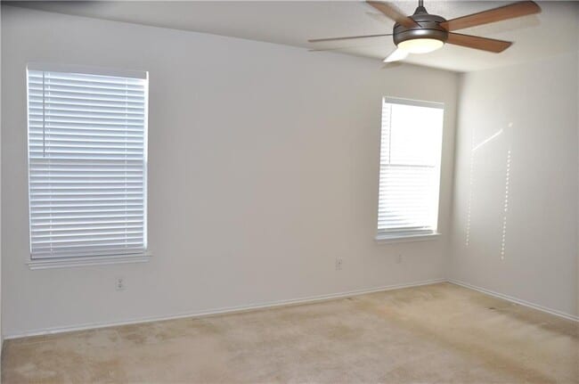 Building Photo - 127 Anderson St