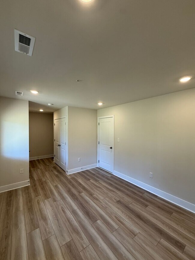 Building Photo - Stylish Townhome Overlooking River Marsh Golf Course- Cambridge, MD