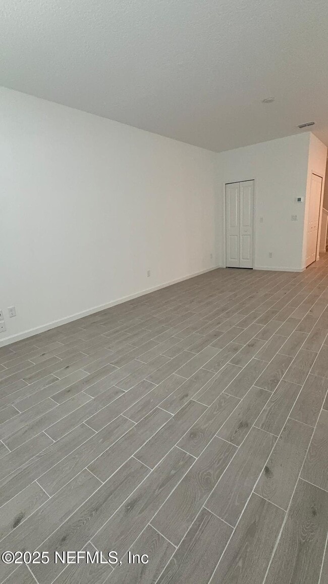Building Photo - 3970 Silver Hay Ln