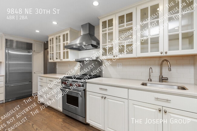 Building Photo - 9848 NE 30th St