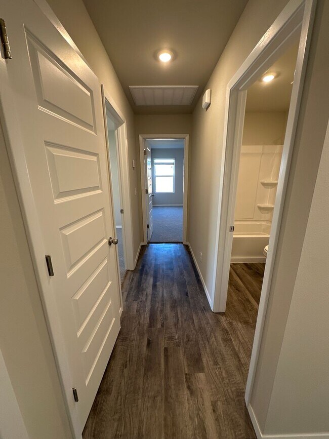 Building Photo - **PRELEASING**  NEW Three Bedroom | Two Bath Home in Coweta