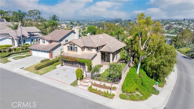 Building Photo - 26872 Anadale Dr