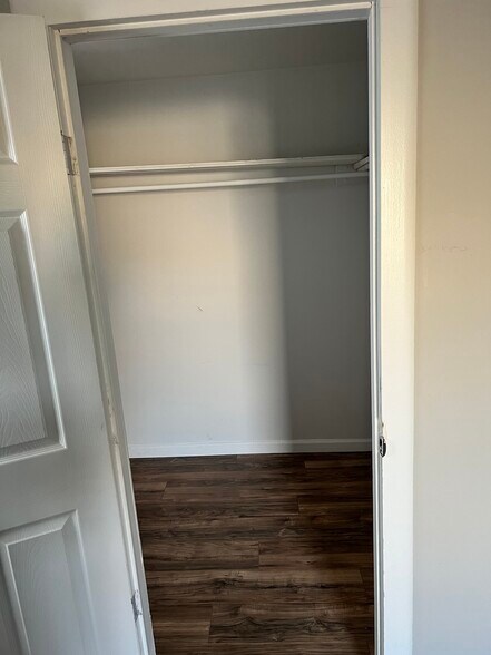 Building Photo - 2428 3rd Ave