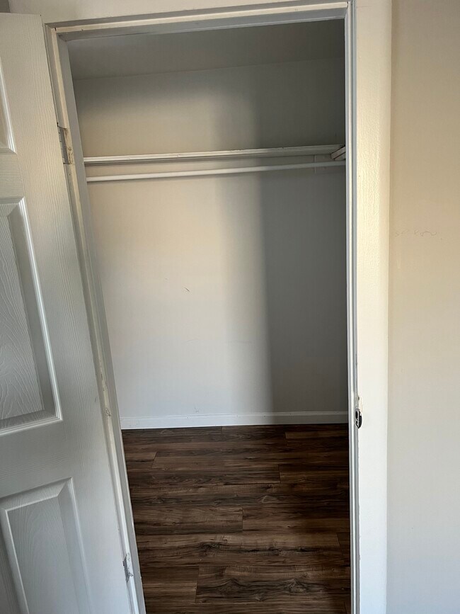 Building Photo - 2428 3rd Ave