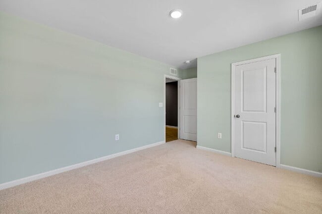 Building Photo - 3 Bedroom Single-Family Home with 2-Car Garage in Glen Allen (23060) – $2,650/mo