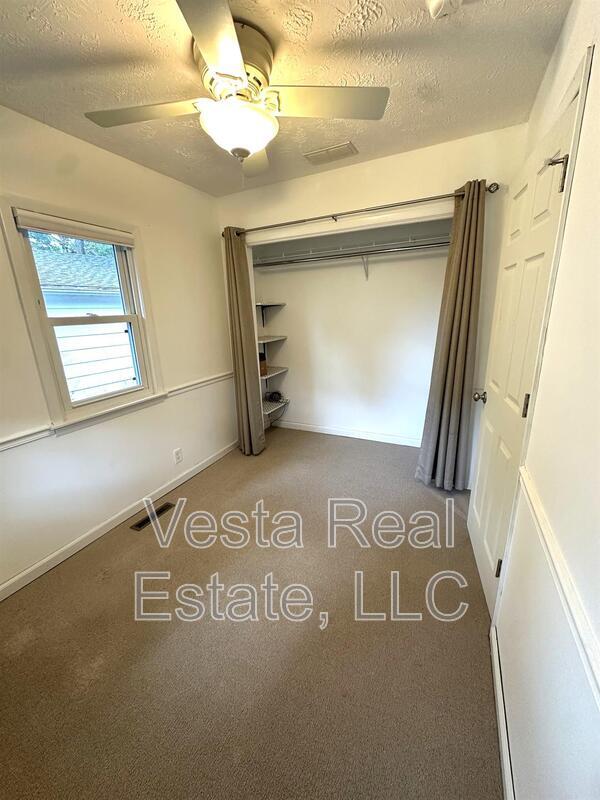 Building Photo - 606 Cullom St