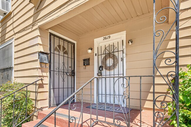 Building Photo - 2619 Nettleton St