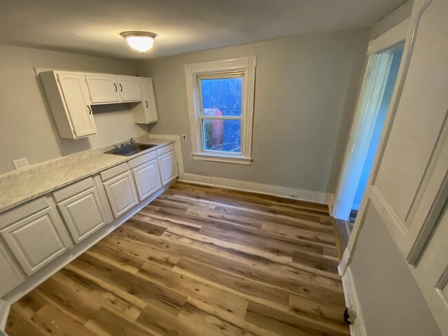 Building Photo - 519 Alleghany Ave