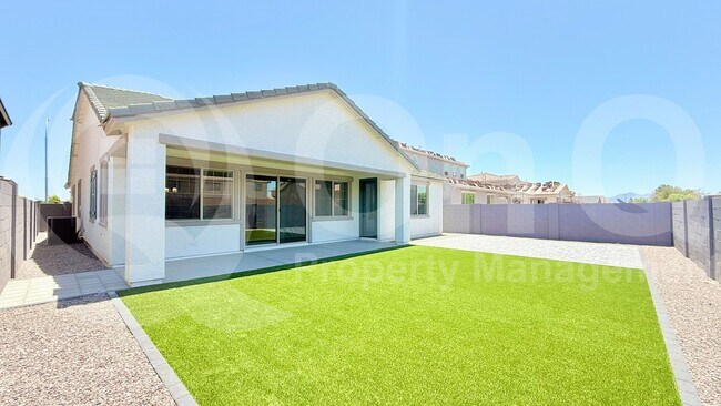 Building Photo - 3606 N 103rd Ave