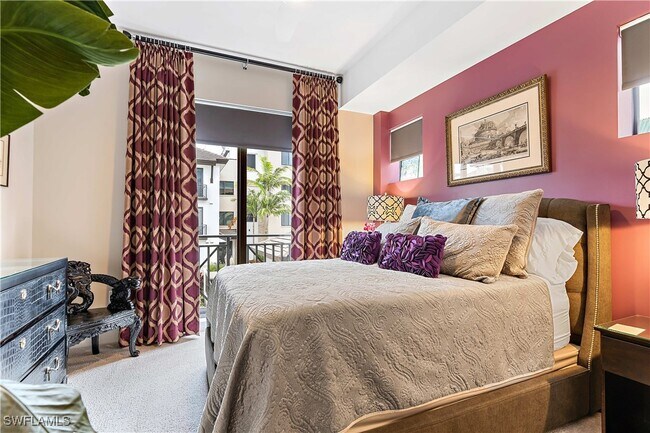 Building Photo - 1030 3rd Ave S