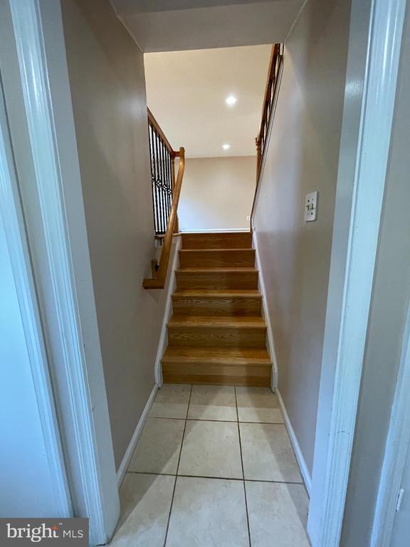 Building Photo - 5056 Kenerson Dr