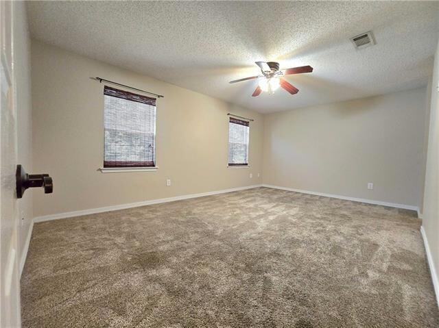 Building Photo - 1045 Claire Dr