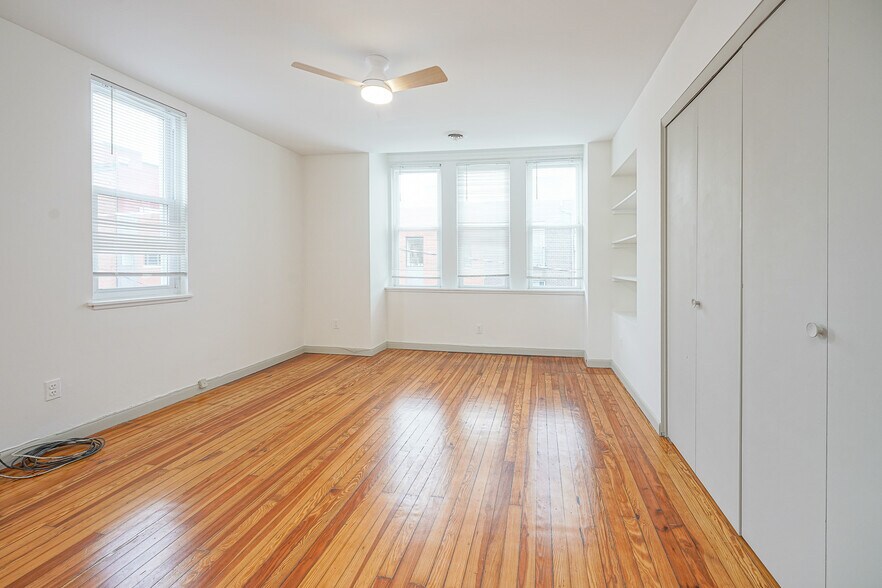 Building Photo - 1714 S 4th St