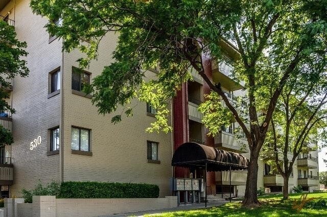 Building Photo - 530 S 400 E