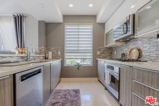 Building Photo - 11115 Acama St