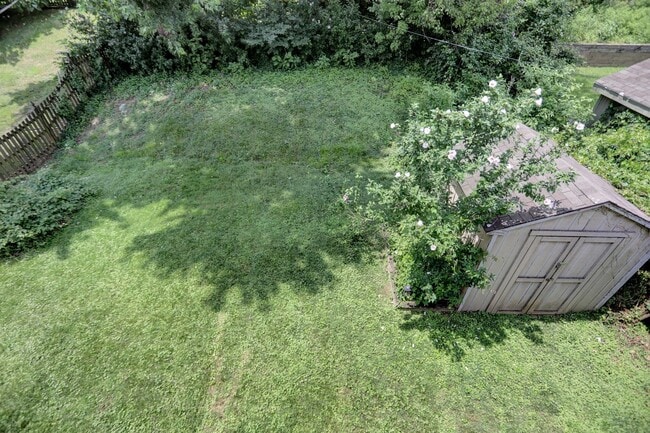 Building Photo - Charming & Upgraded 3BR Home in Arbutus wi...