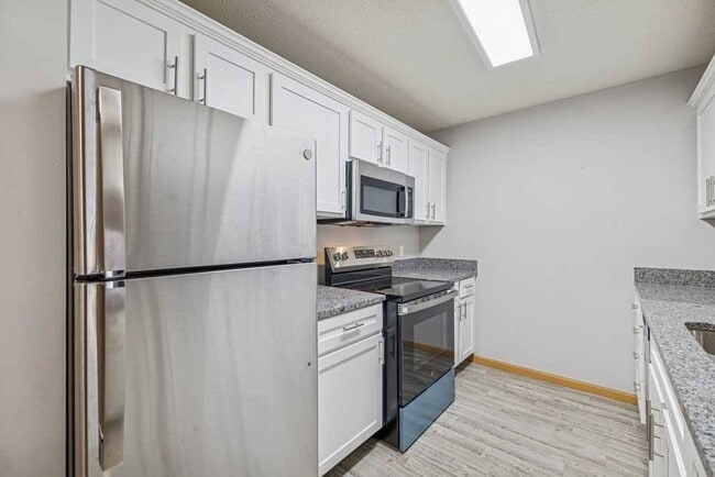 Floorplan - Pinebrook Apartments