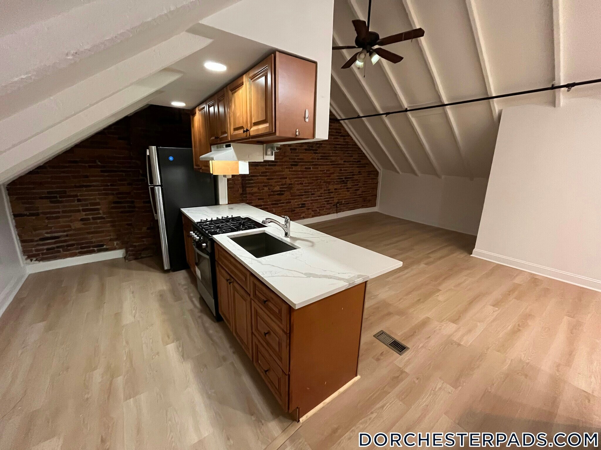 Building Photo - 402 Neponset Ave