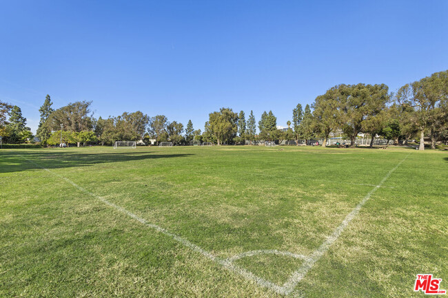 Building Photo - 6355 Green Valley Cir