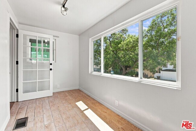 Building Photo - 5412 Marburn Ave