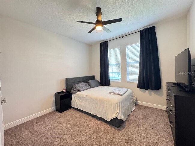 Building Photo - 10353 Fieldstone Myrtle Wy