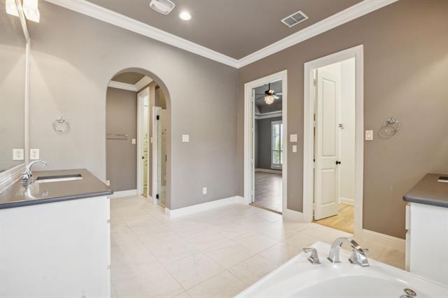 Building Photo - 12537 Winding Hollow Ln