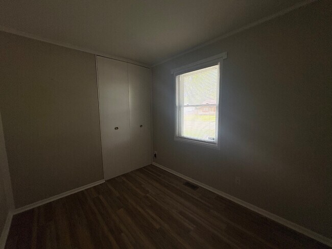 Building Photo - 3938 Downes Dr