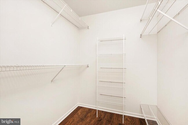 Building Photo - 623 Brickhouse Rd