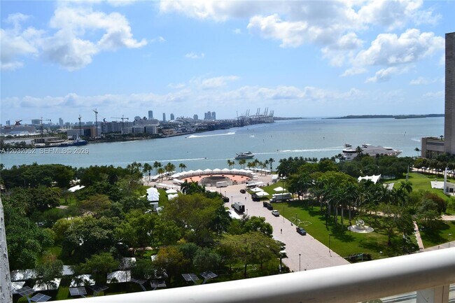 Building Photo - 50 Biscayne Blvd
