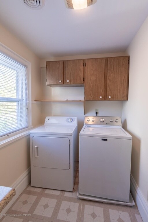 Laundry - 229 S Bingham St