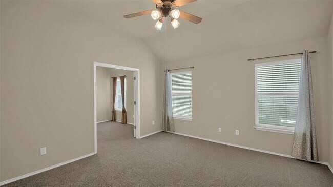 Building Photo - 11017 Casitas Dr