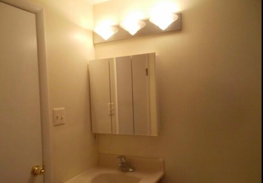 Building Photo - 13659 Forest Pond Ct