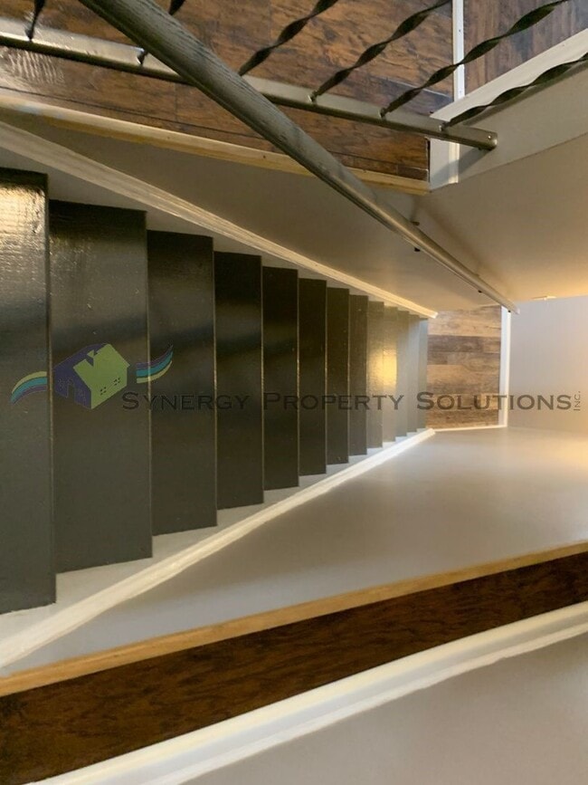 Building Photo - Madison Rental