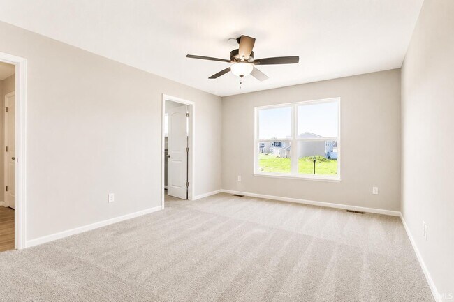 Building Photo - 3561 Canal Square Dr
