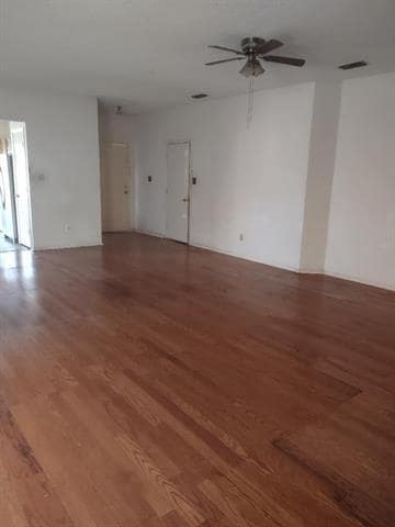 Building Photo - 3508 Alexandria Dr