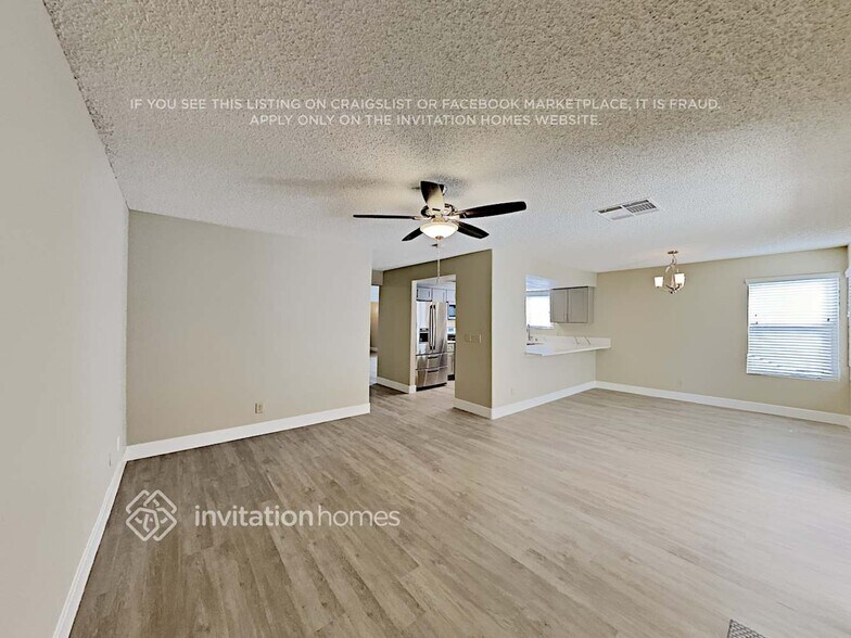 Building Photo - 1401 Lucia Dr