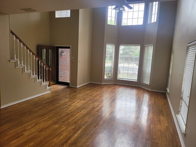Building Photo - 2122 Chittim Pass Dr